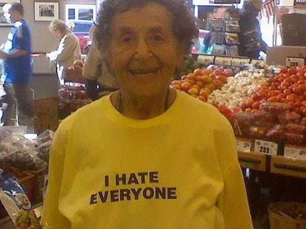 Funny T-Shirt Message old lady wears I hate everyone t shirt