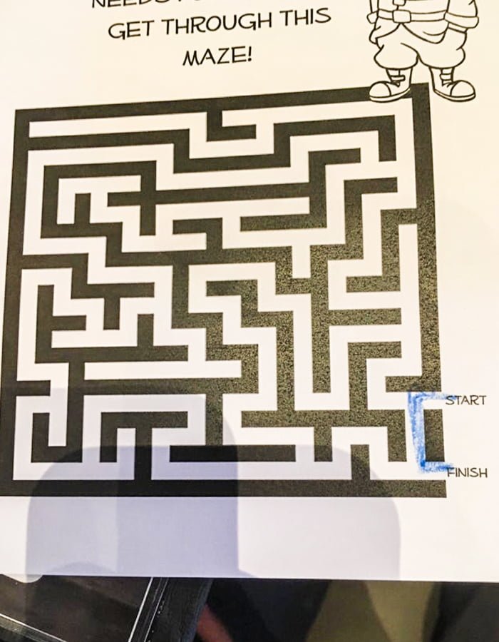 Funny Restaurant maze fail