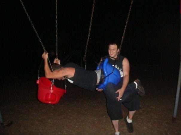 funny girl got stuck in the swing