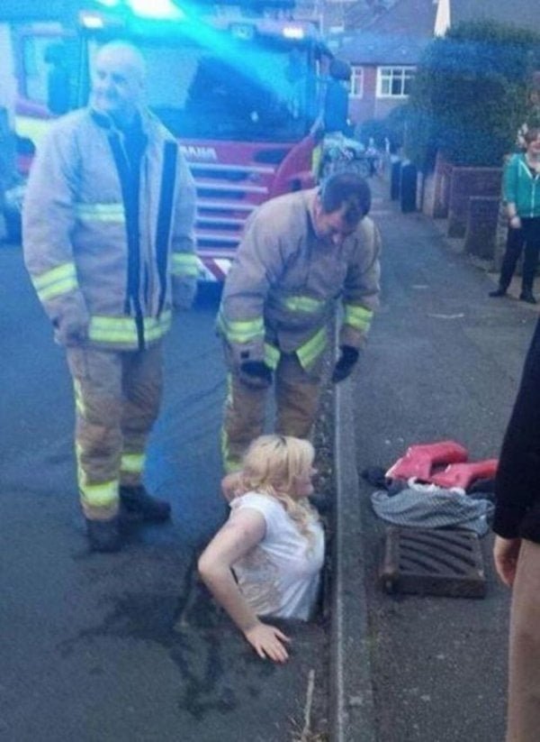 Funny woman got stuck in the drain