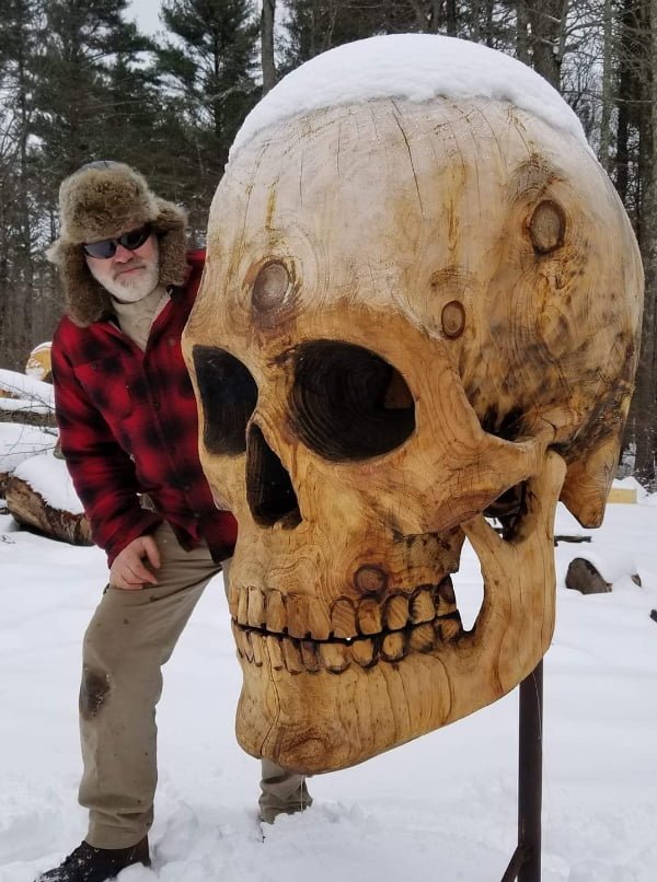 Impressive Wood Carving skull sculpture