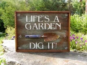 These 25 Garden Signs Are So Funny And Creative! - Bouncy Mustard