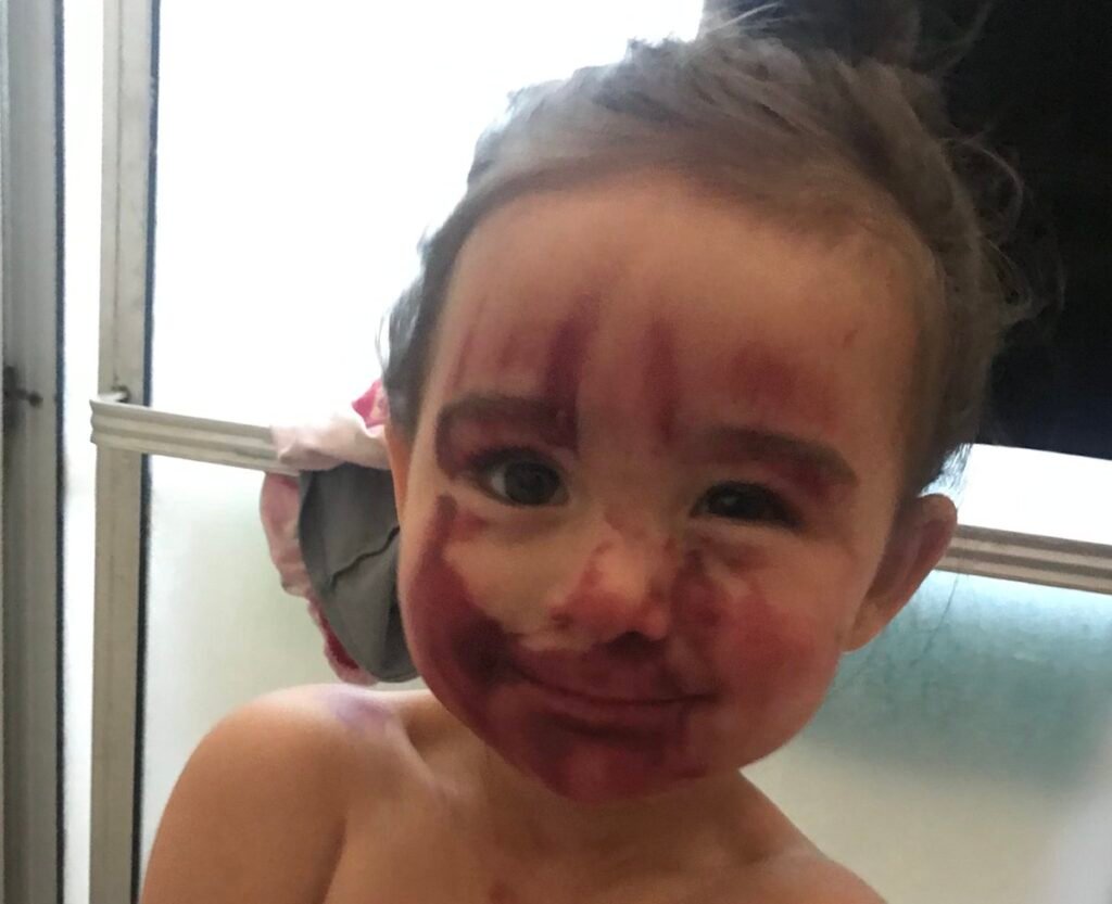 Hilarious children makeup mess