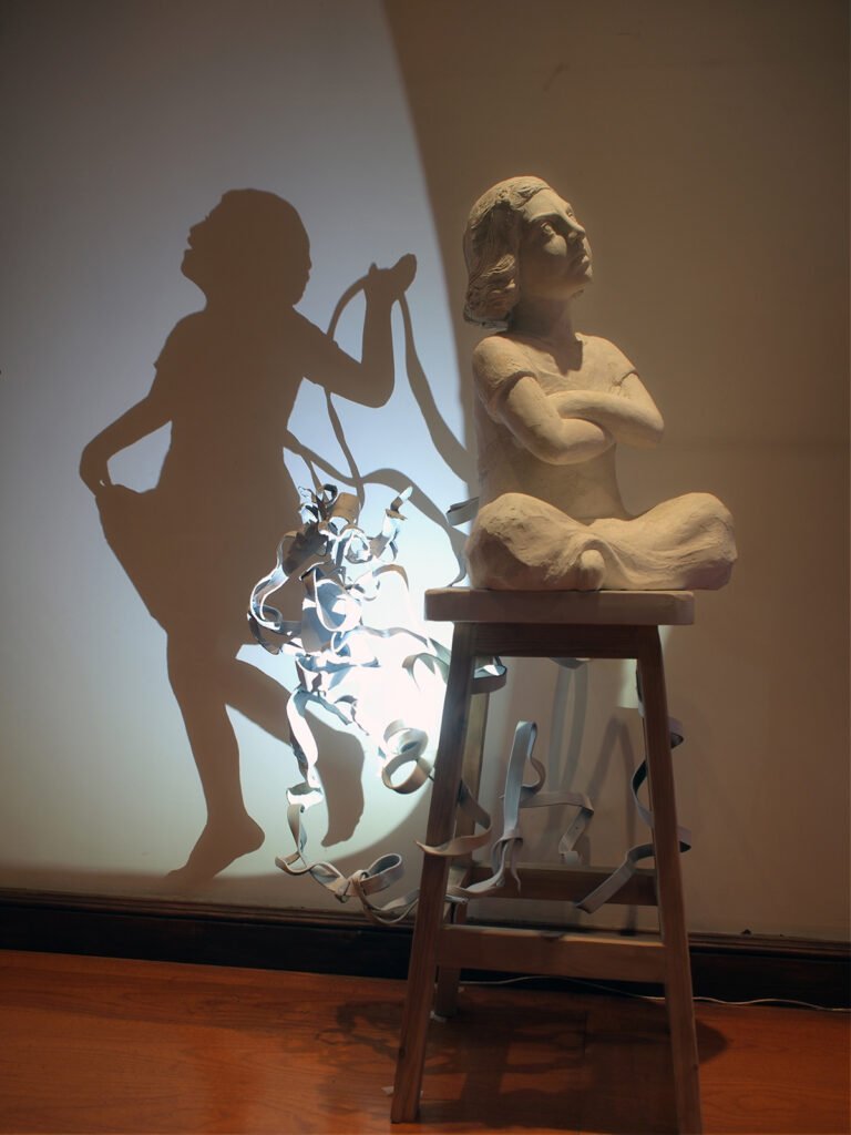 creative sculpture shadow art light painting