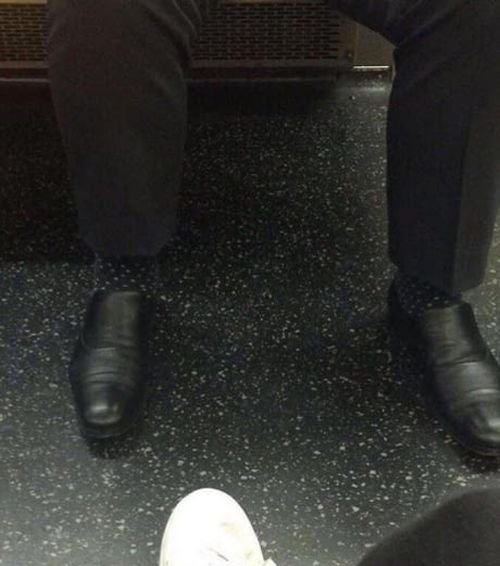 tricky photo funny optical illusion man without ankles socks