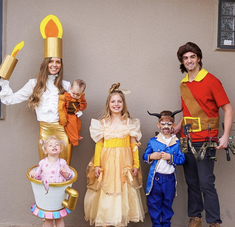 Halloween family cosplay the beauty and the beast